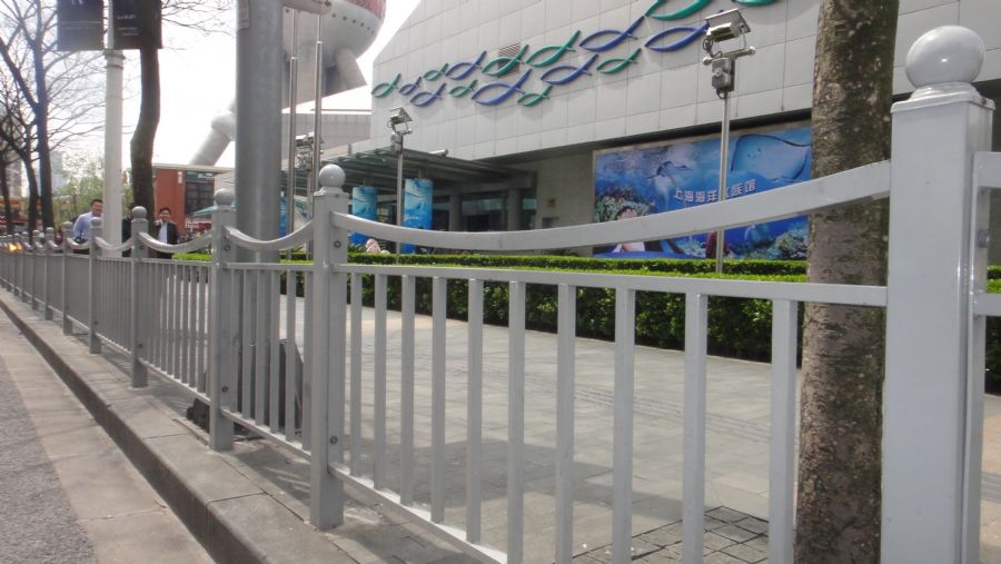 江苏金路护栏厂家 生产批发锌钢喷塑花式道路护栏 景区护栏文化护栏