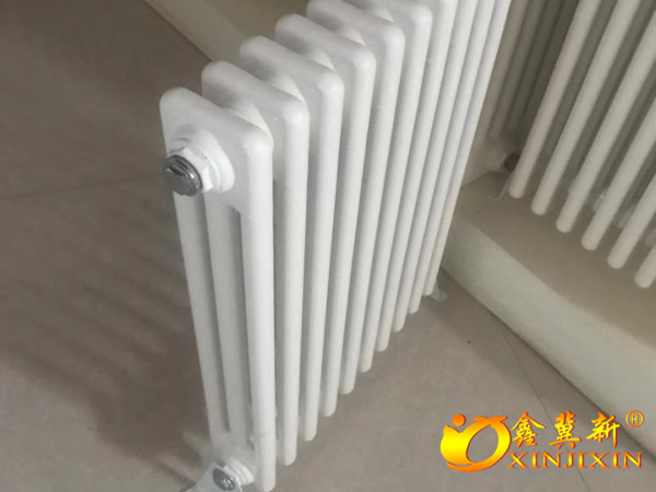 钢三柱壁挂水暖散热器钢三柱散热器gz309