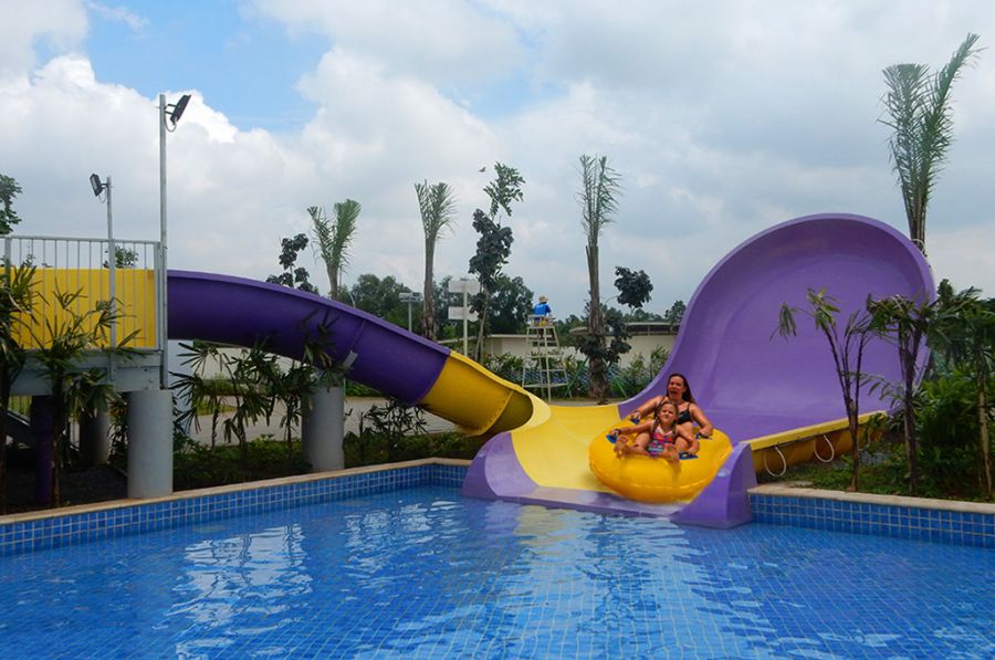 13_KidsSlides_Kids_Boomerango_GoWet_Waterpark.jpg