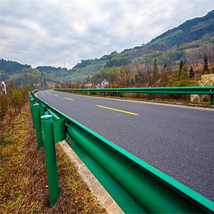 波形护栏板重量优质三波护栏板市场价格公路波形护栏板厂家价格乌兰察布