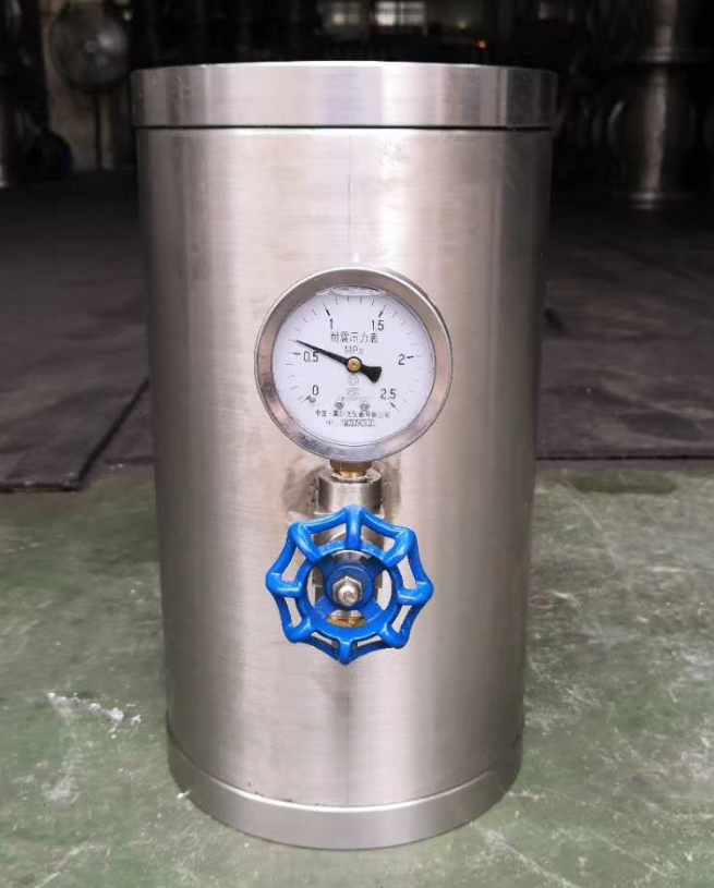 YQ8000气囊式水锤吸纳器.png