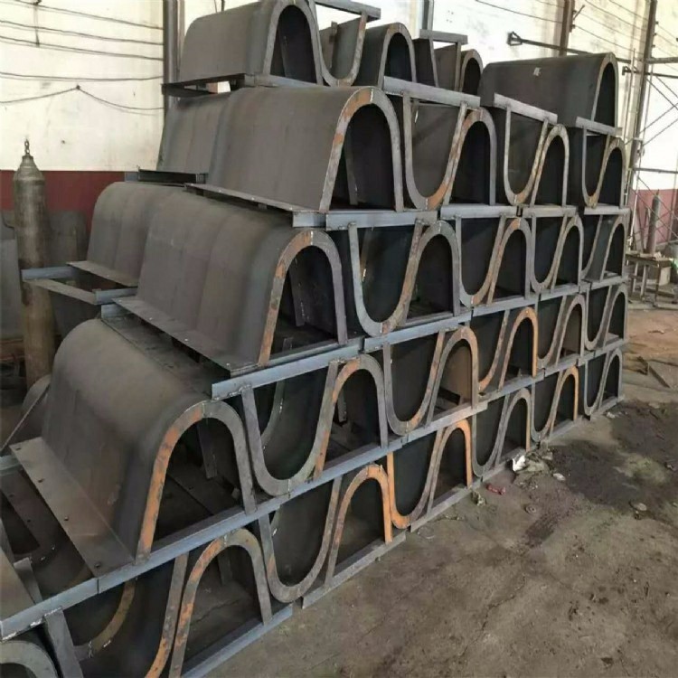 高速公路集水槽钢模具